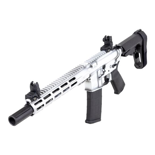 c55610-52101wgbw_080625_3